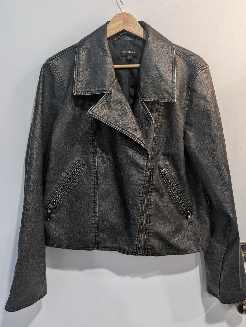 Evereve Faux Leather Black Distressed Moto Jacket Size Large